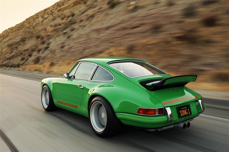 2011 Singer Design 911